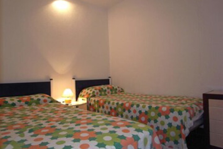 Room 17 of 22