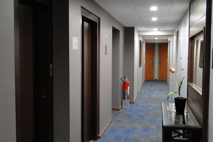 Ballroom/Hall 35 of 53