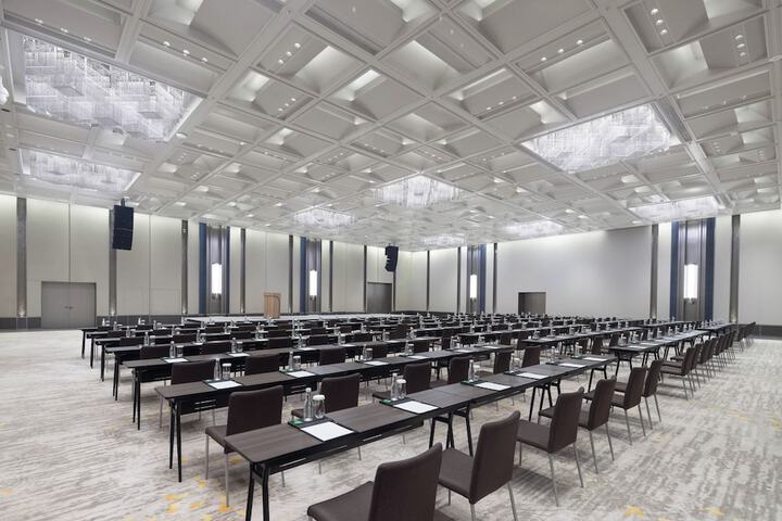 Ballroom/Hall 111 of 251