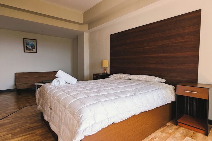 Room 9 of 51