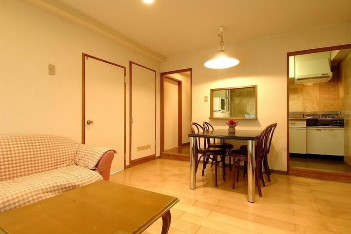 Room 10 of 50