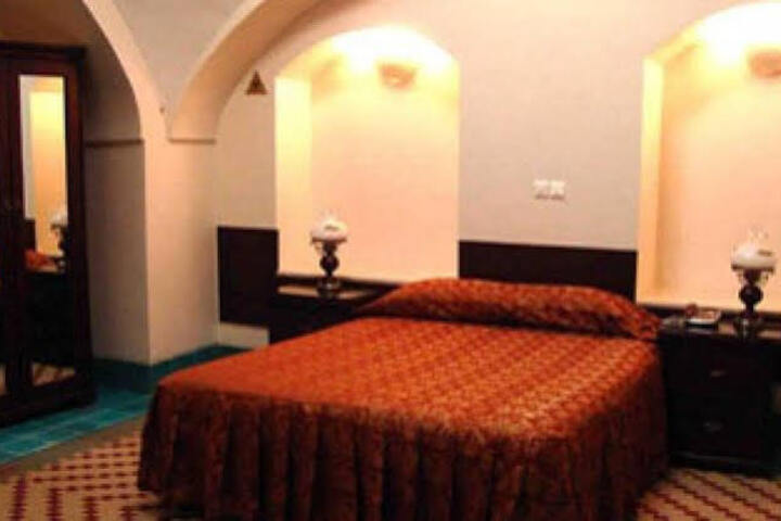 Room 2 of 8