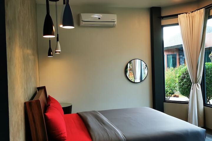 Room 21 of 53