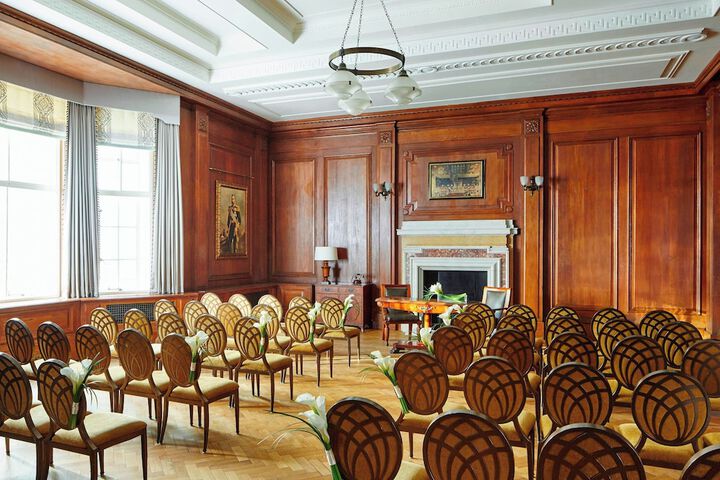 Ballroom/Hall 91 of 110