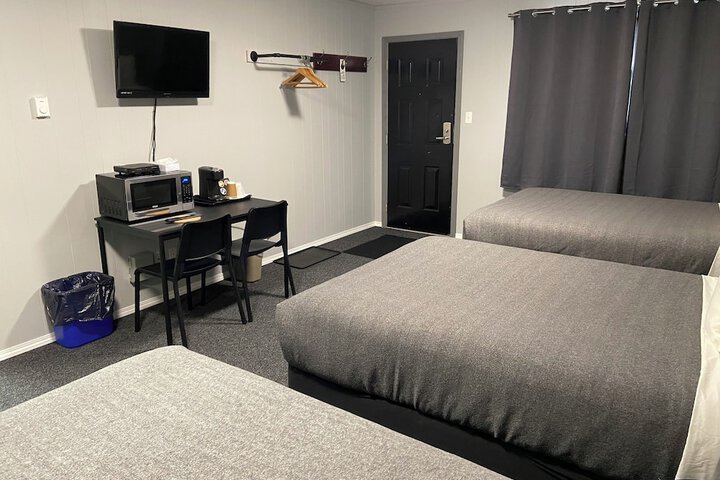 Room 16 of 37