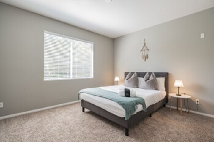 Room 160 of 187