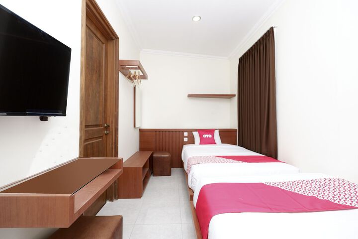 Room 9 of 46
