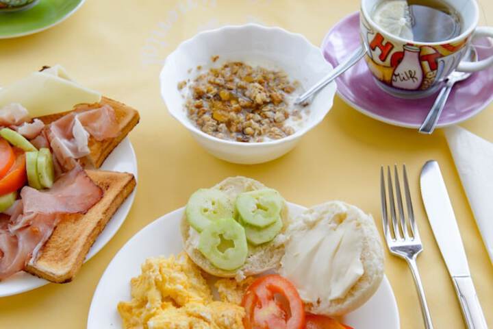 Breakfast/Coffee Service 60 of 73