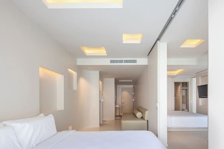 Room 18 of 101
