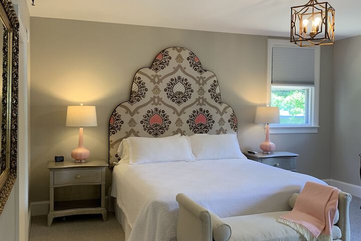 Room 5 of 42