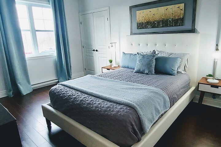 Room 2 of 43