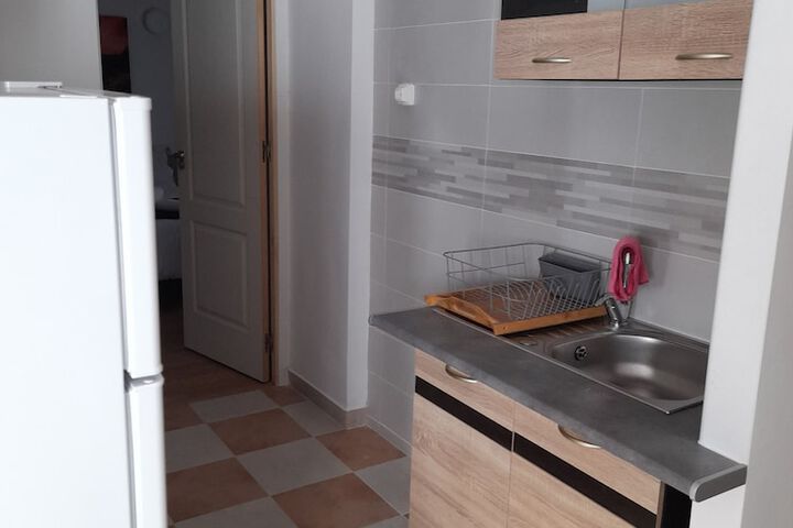 Room 27 of 31