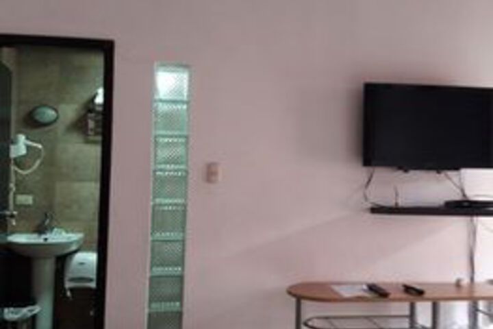 Room 15 of 25