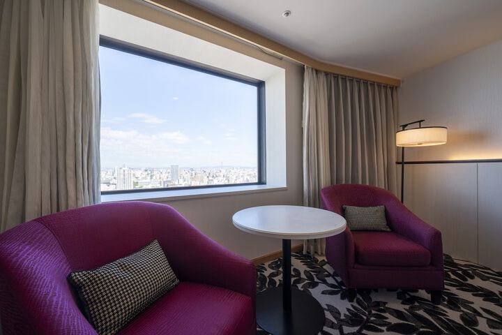 Room 30 of 148