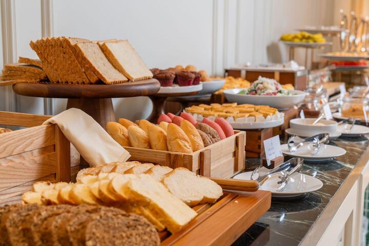 Breakfast/Coffee Service 100 of 125