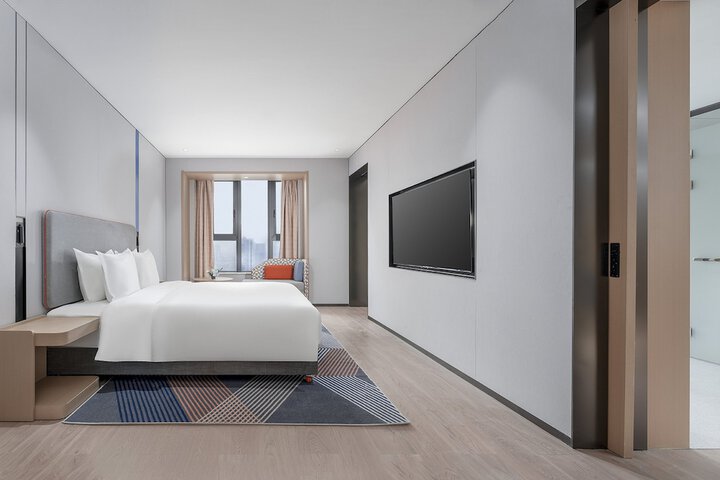 Room 16 of 49