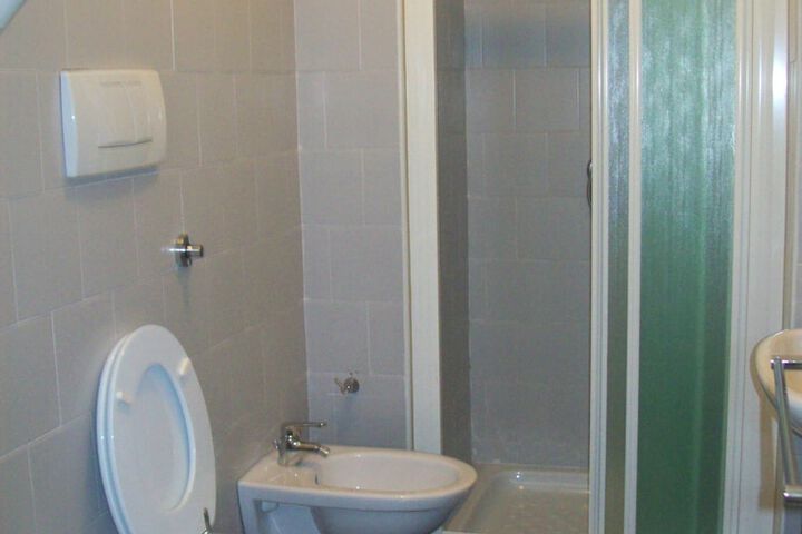 Room 44 of 53