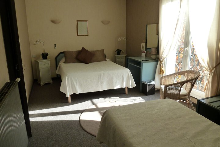 Room 35 of 42