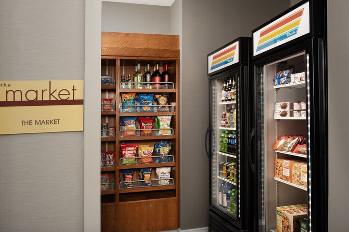 Snack bar