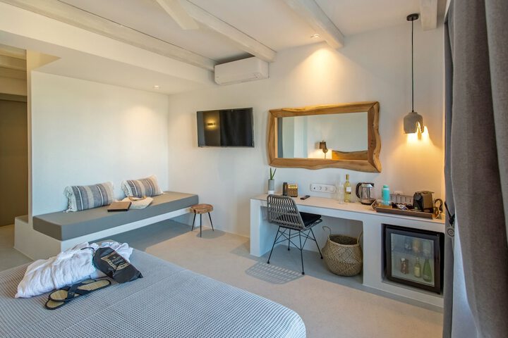 Room 25 of 73