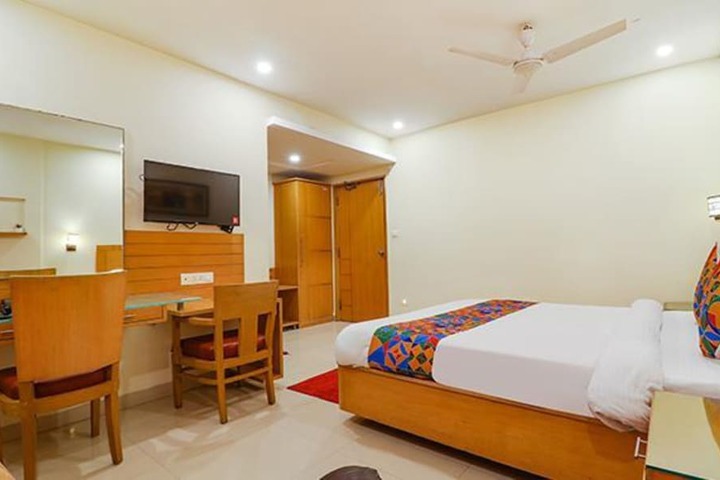 Room 8 of 22