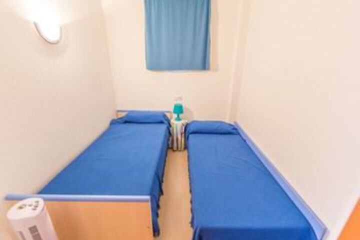 Room 7 of 24