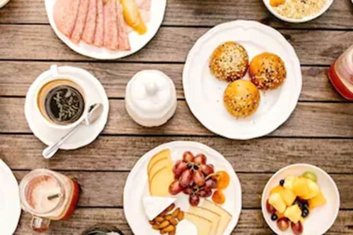 Breakfast/Coffee Service 96 of 117
