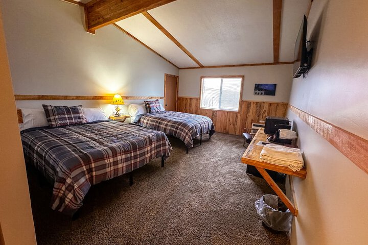 Deluxe Double Room 2 Queen Beds (7 of 7)