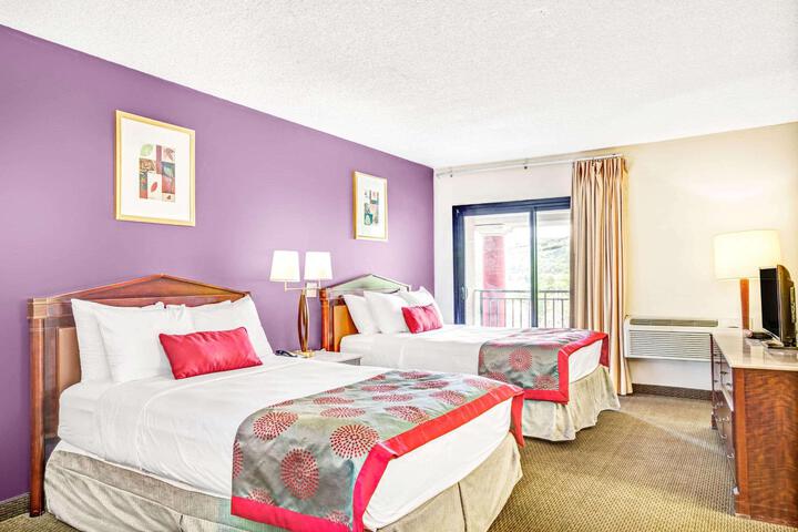 2 Double Accessible Room (3 of 7)