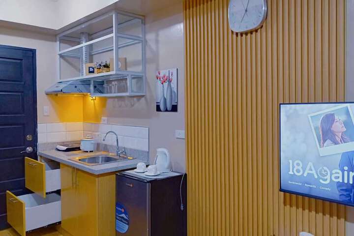 Room 4 of 11