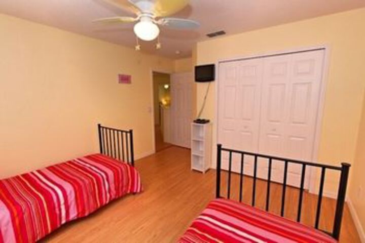 Room 7 of 31
