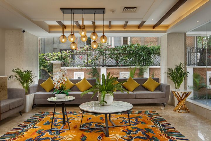 Hotel Thrive a Tropical Courtyard