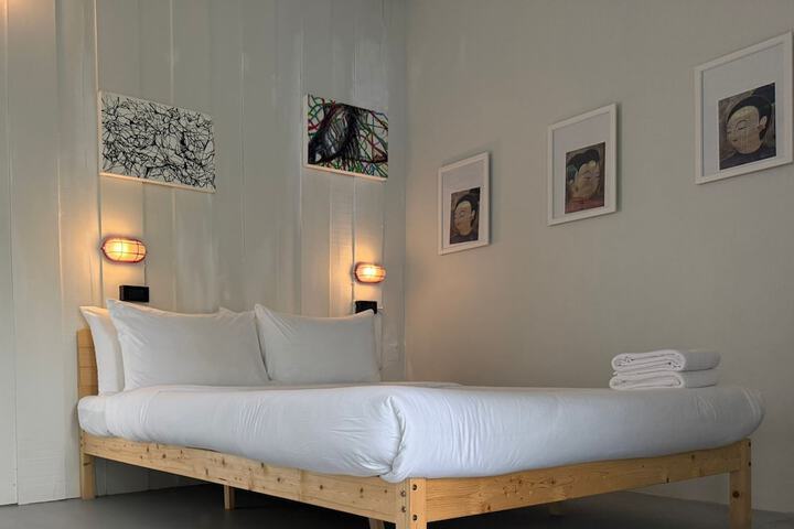 Room 22 of 70