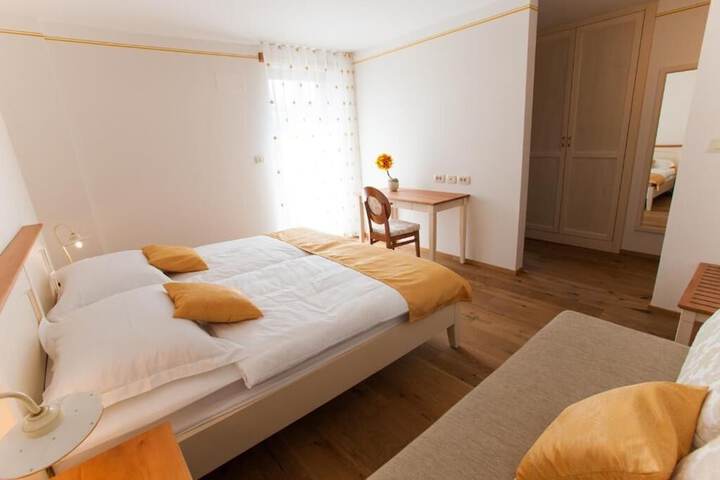 Room 15 of 58