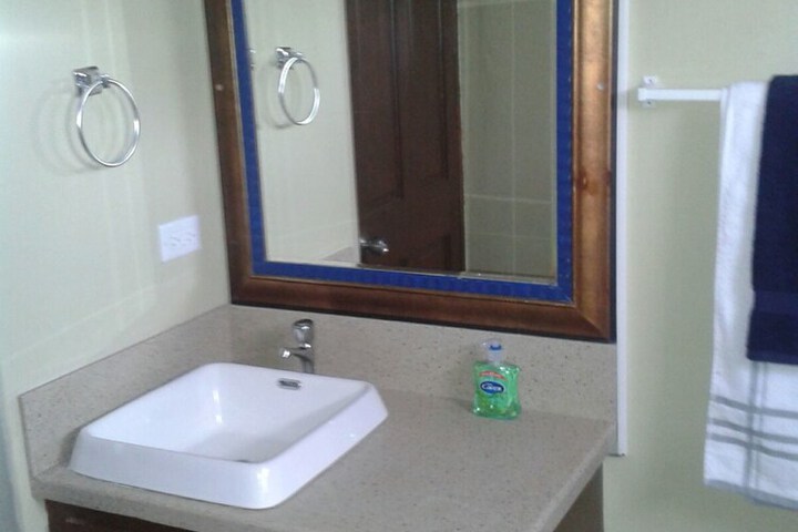 Room 15 of 19