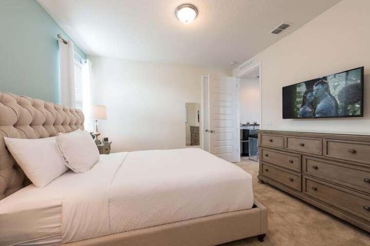 Room 4 of 31