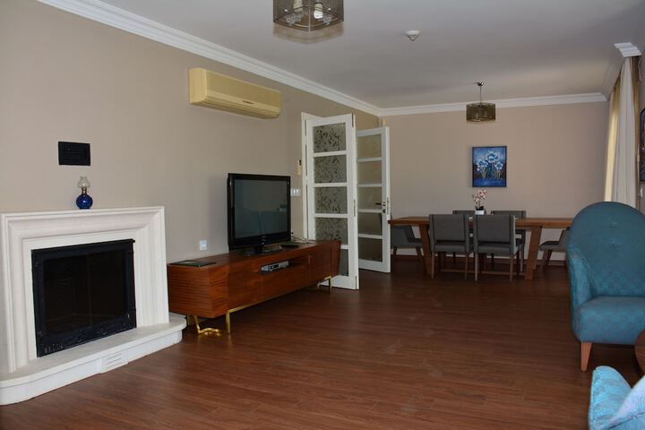 Room 35 of 135