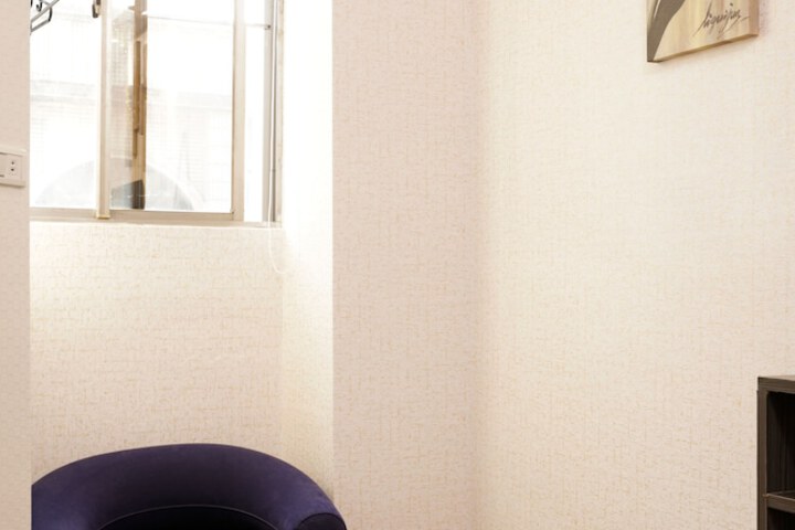 Room 156 of 232