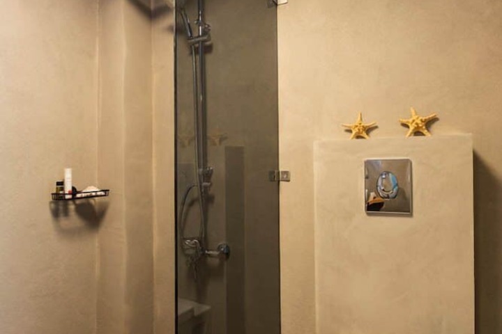 Room 20 of 43
