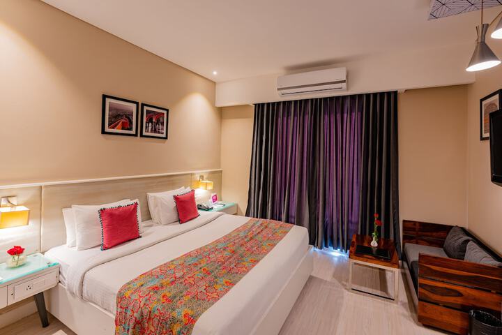 Room 6 of 38