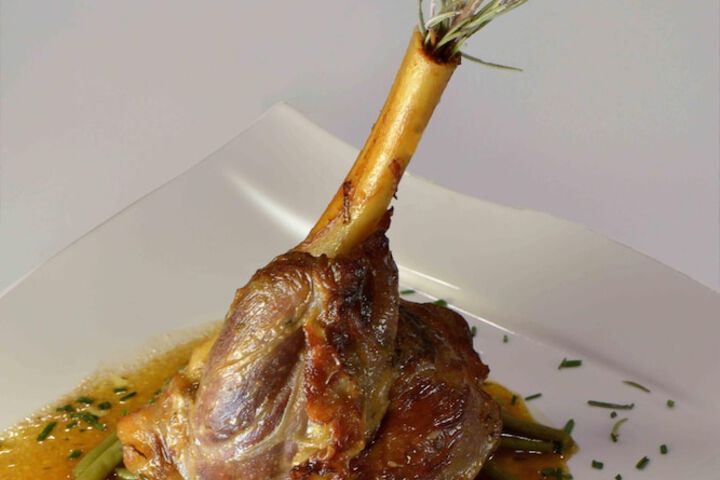 Dining 15 of 29