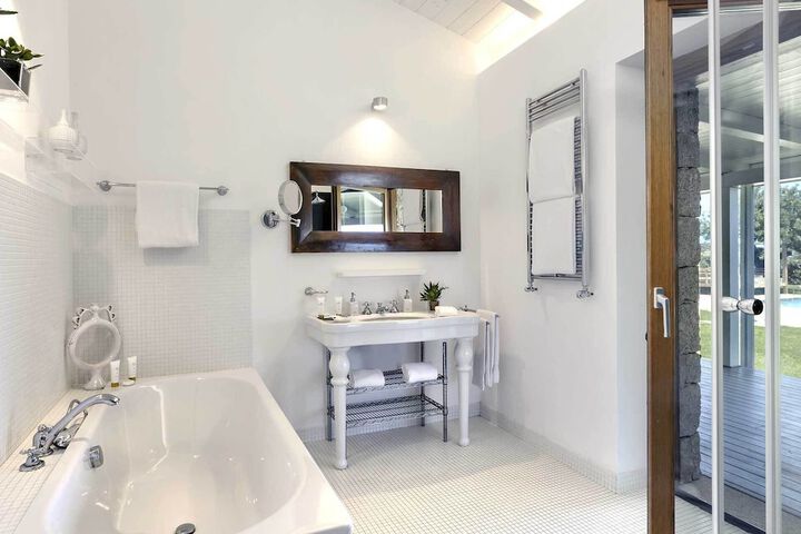Bath Interior