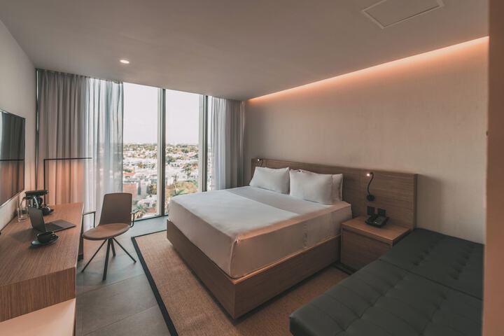 Room 21 of 335