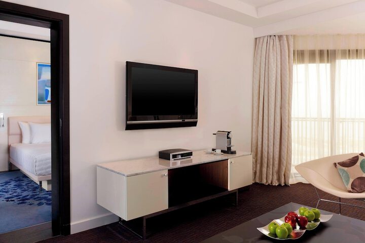 Room 47 of 103