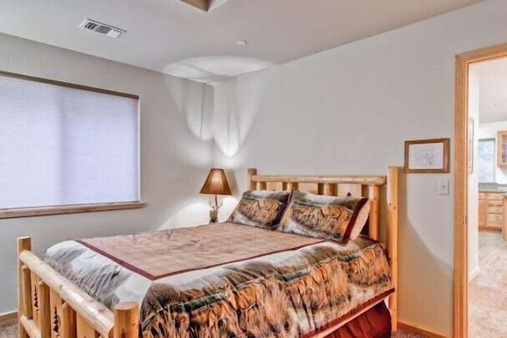 Room 2 of 22