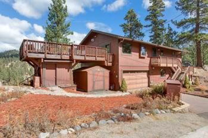 Photo of Lodge Above the Pines by RedAwning