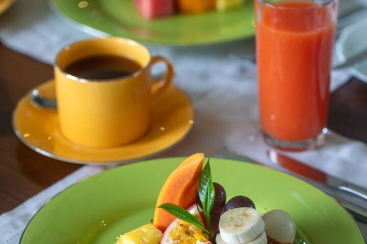 Breakfast/Coffee Service 55 of 82
