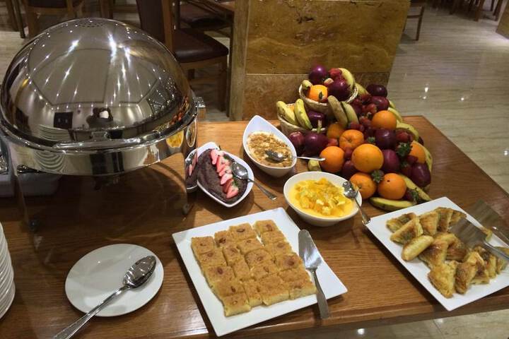 Breakfast/Coffee Service 49 of 78