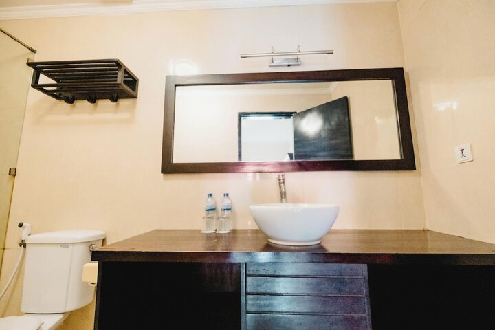 Room 73 of 132