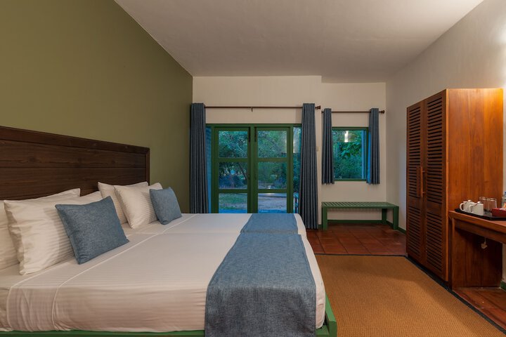 Room 15 of 64
